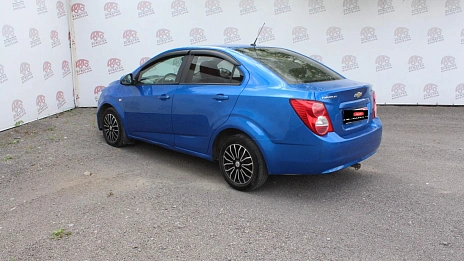 Chevrolet Aveo, 2015г., передний привод, механика