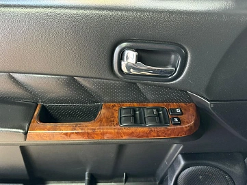 Nissan Patrol, 2004г, полный привод, автомат