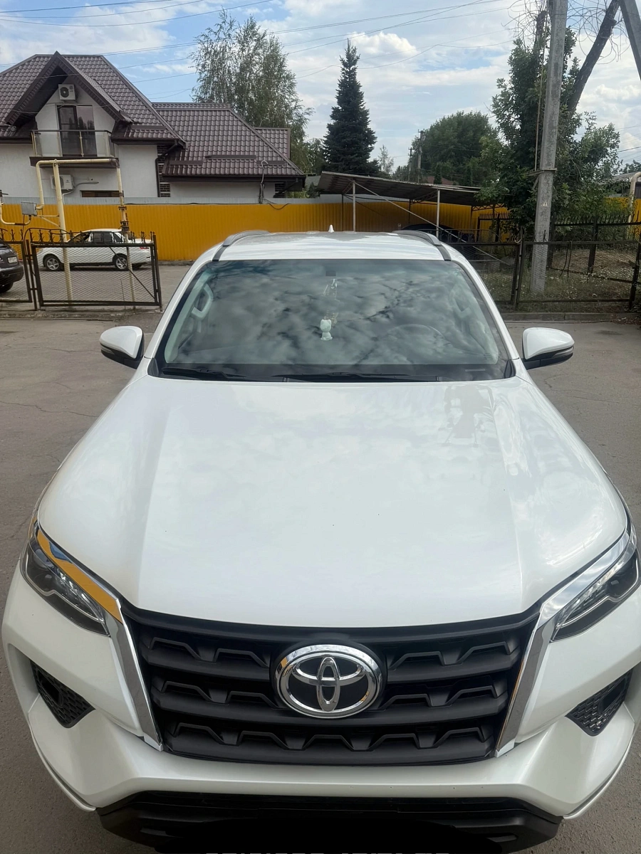 Toyota Fortuner, 2022г., полный привод, автомат