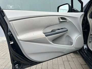 Honda Insight, 2010г., передний привод, вариатор