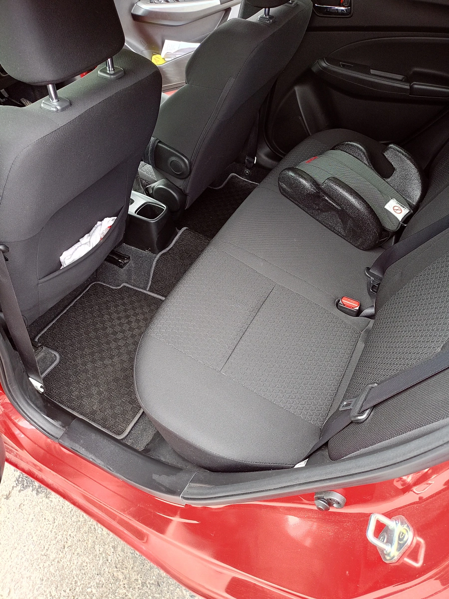 Suzuki Swift, 2018г., передний привод, вариатор