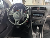 Volkswagen Golf, 2011г., передний привод, робот