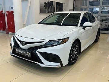 Toyota Camry, 2020г, передний привод, автомат