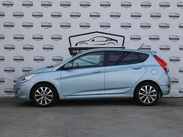 Hyundai Solaris, 2013г, передний привод, автомат