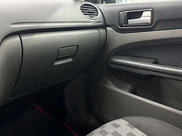 Ford Focus, 2008г, передний привод, механика