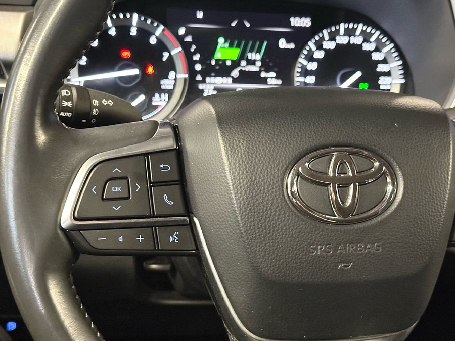 Toyota Highlander, 2022г., полный привод, автомат