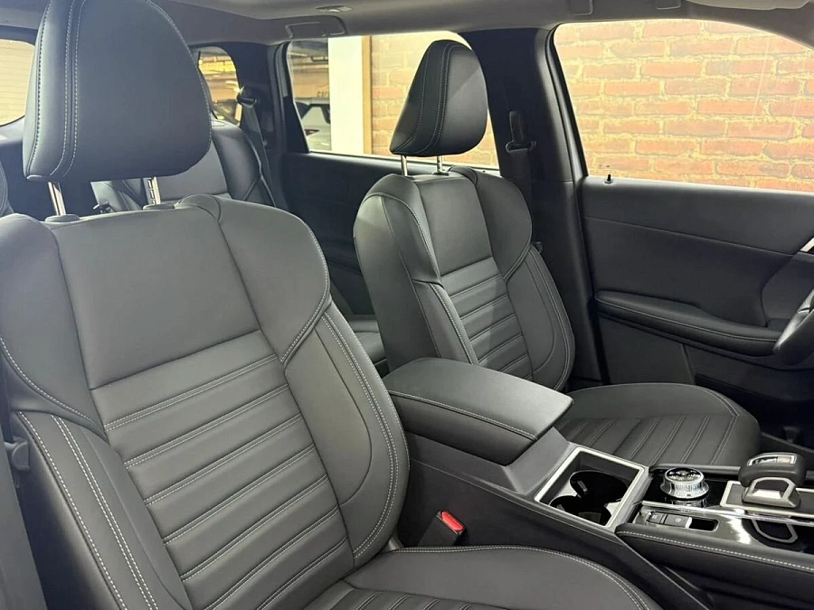 Mitsubishi Outlander, 2023г., полный привод, вариатор