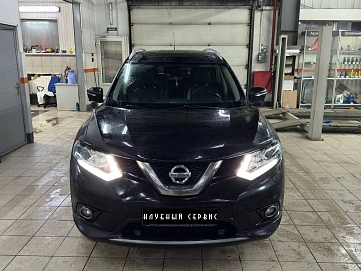 Nissan X-Trail, 2015г, полный привод, вариатор