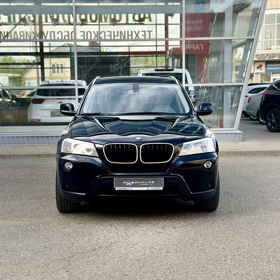 BMW , 2011г., передний привод, автомат