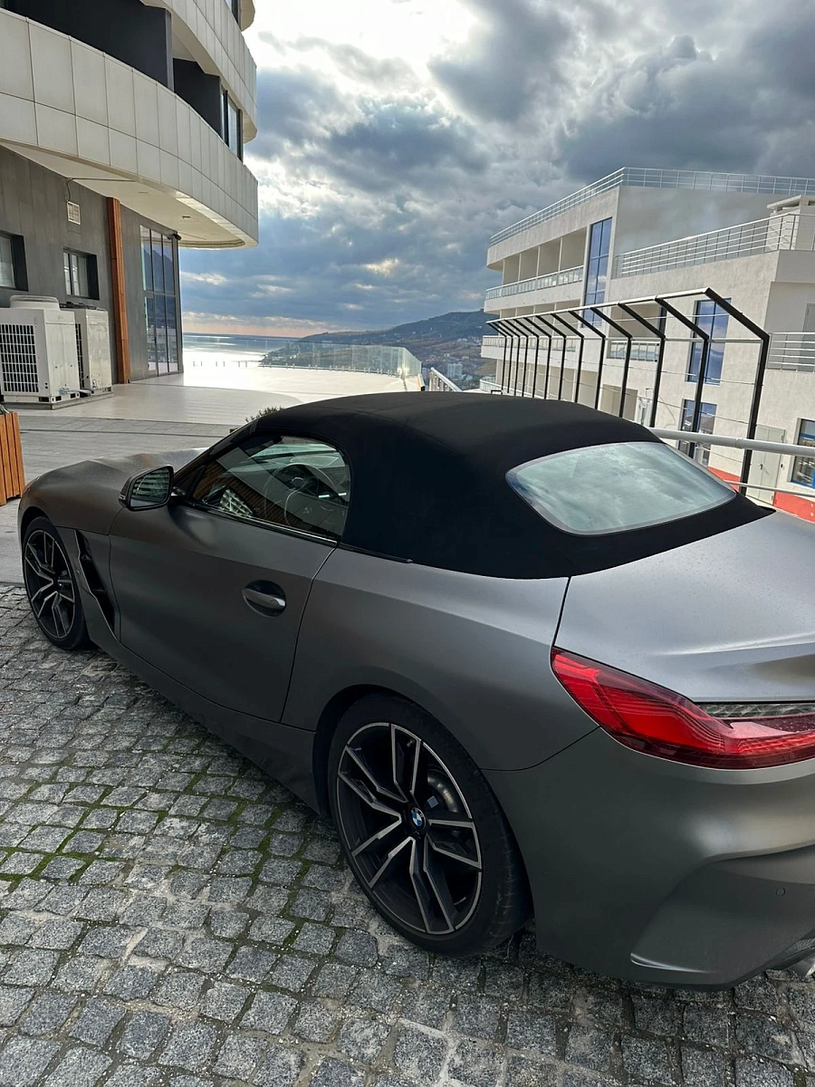 BMW Z4, 2019г., задний привод, автомат