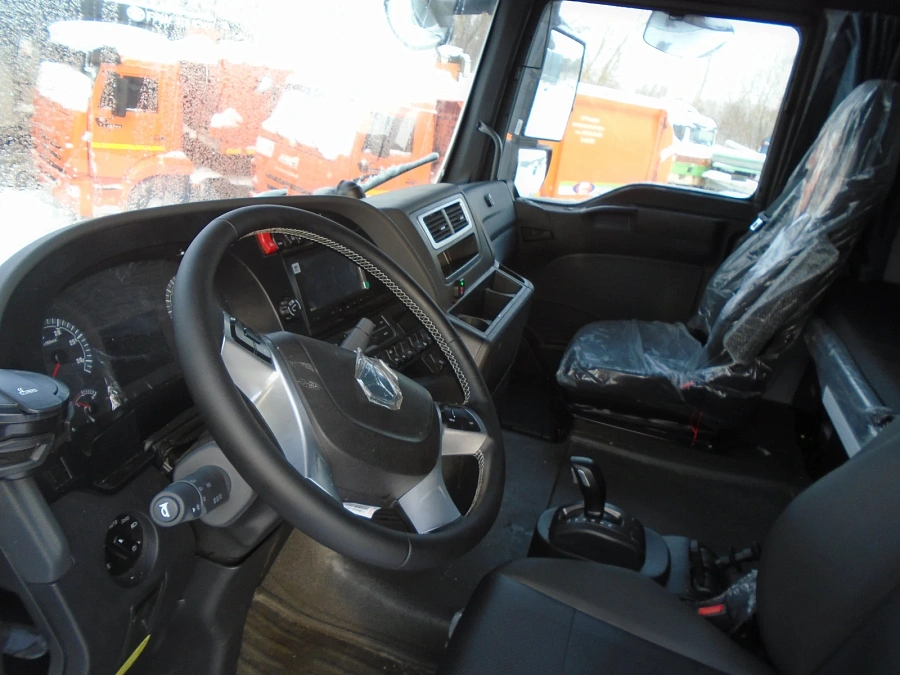 Sinotruk Sitrak C7H, 2023г.