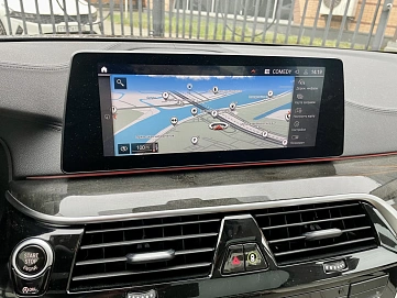 BMW 5 серии, 2019г, полный привод, автомат
