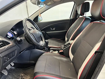 Renault Megane, 2013г, передний привод, механика