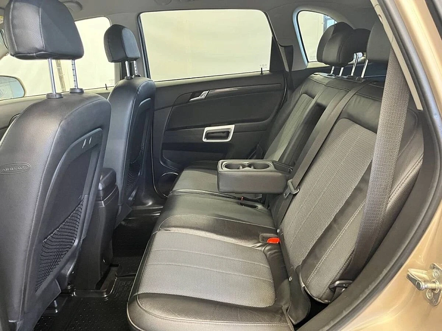 Opel Antara, 2013г., полный привод, автомат