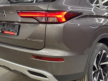 Mitsubishi Outlander, 2023г, полный привод, вариатор