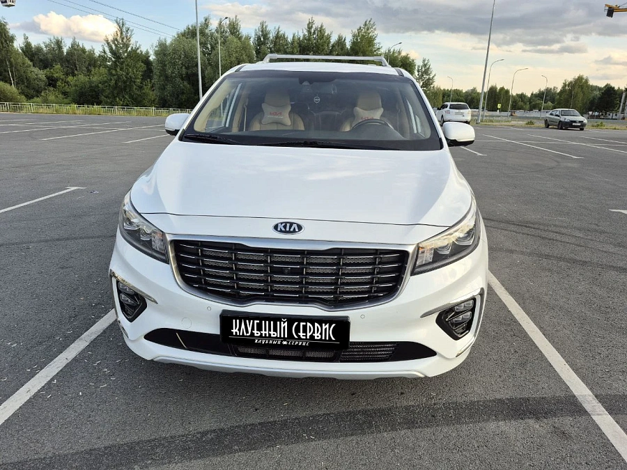 Kia Carnival, 2019г., передний привод, автомат