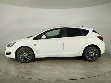 Opel Astra, 2013г, передний привод, механика