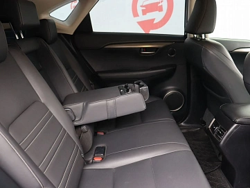 Lexus NX, 2016г, полный привод, вариатор