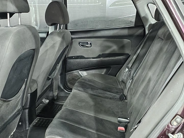 Hyundai Elantra, 2010г, передний привод, автомат