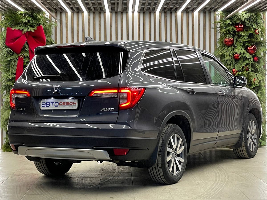 Honda Pilot, 2018г., передний привод, автомат