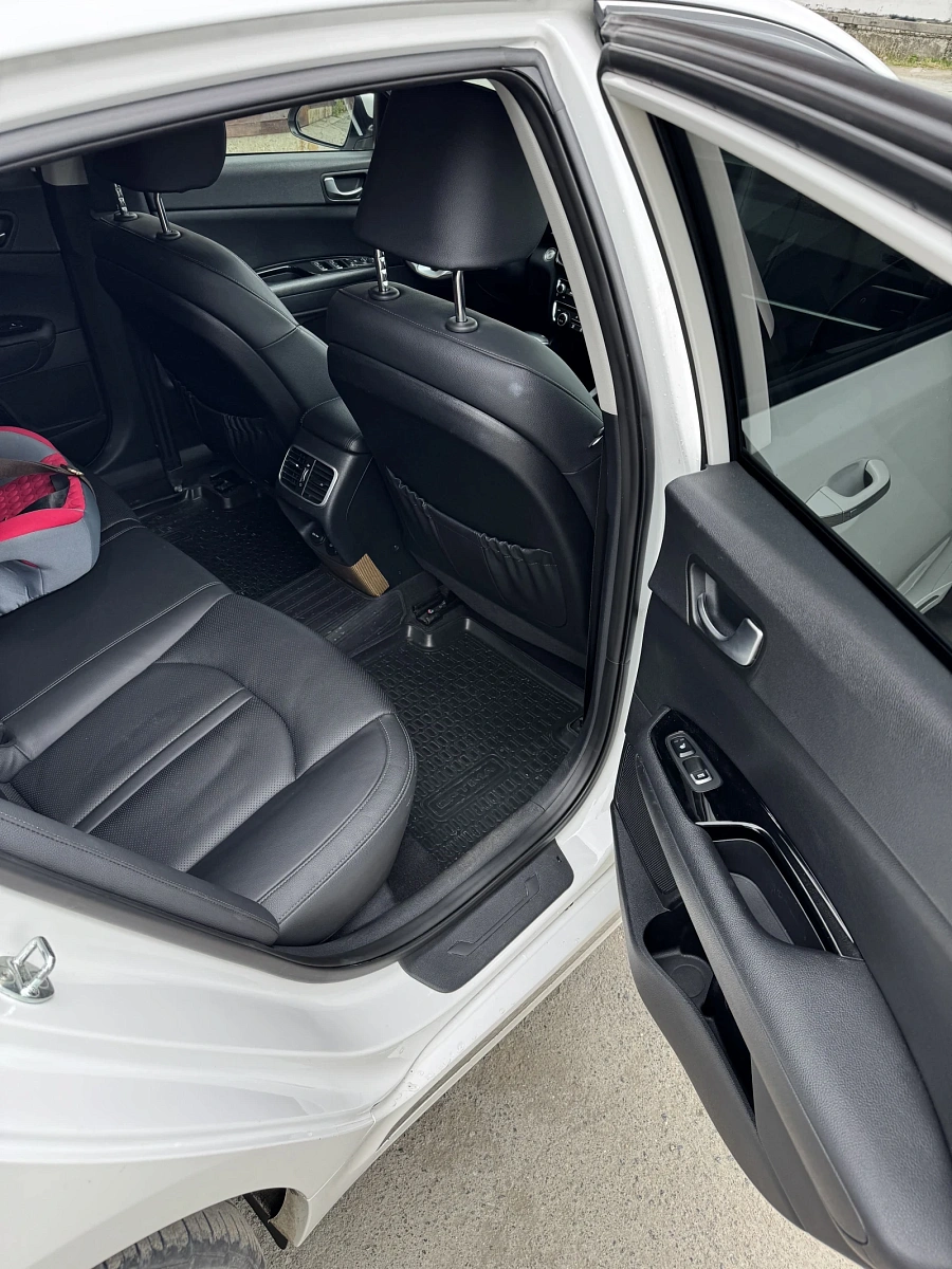 Kia Optima, 2019г., передний привод, автомат