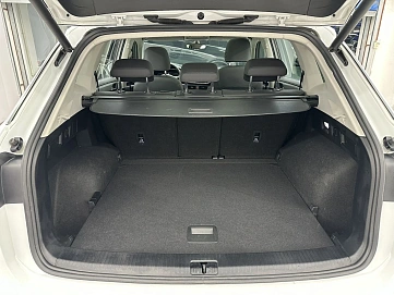 Volkswagen Tayron, 2022г, передний привод, робот