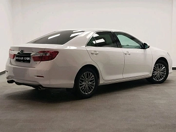 Toyota Camry, 2013г, передний привод, автомат