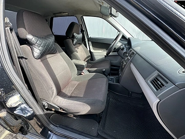 Lada (ВАЗ) Priora, 2010г, передний привод, механика