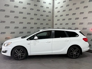 Opel Astra, 2013г, передний привод, механика