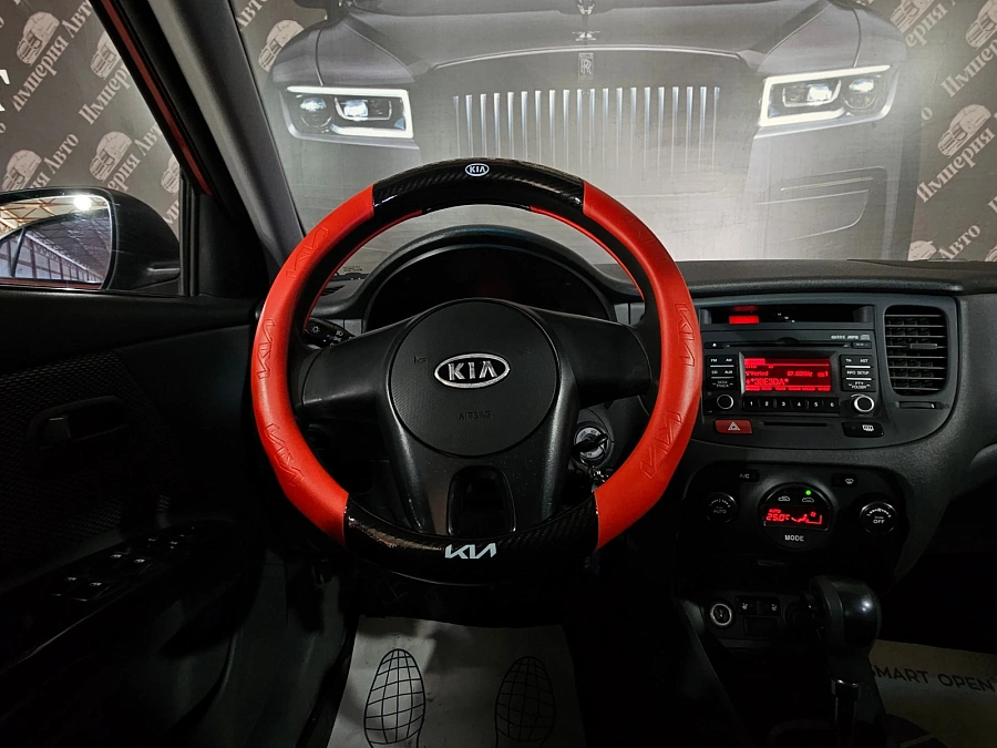 Kia Rio, 2010г., передний привод, автомат