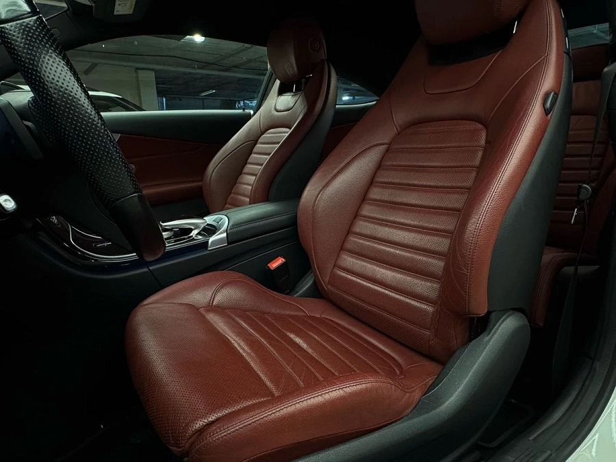 Mercedes-Benz C-Класс, 2016г., полный привод, автомат