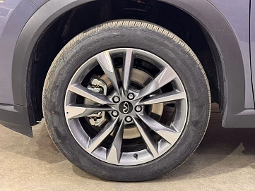 Infiniti QX60, 2025г, полный привод, автомат