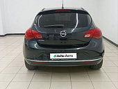 Opel Astra, 2012г., передний привод, механика