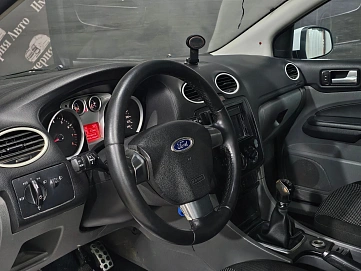 Ford Focus, 2009г, передний привод, механика