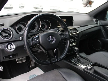 Mercedes-Benz C-Класс, 2012г, задний привод, автомат