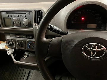 Toyota Passo, 2015г, передний привод, вариатор