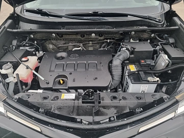 Toyota RAV4, 2016г, полный привод, вариатор