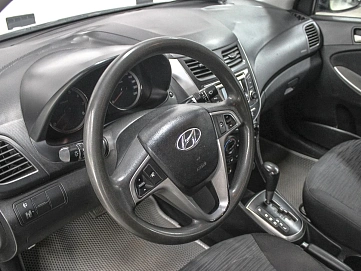 Hyundai Solaris, 2016г, передний привод, автомат