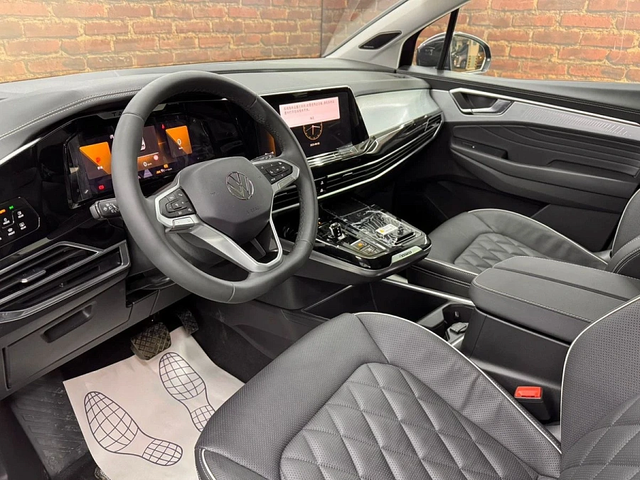 Volkswagen Talagon, 2025г., полный привод, робот