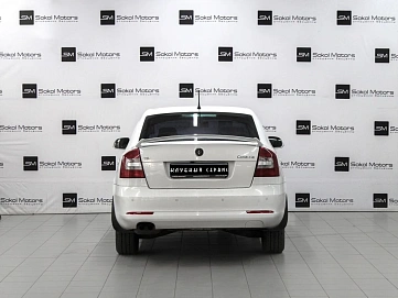 Skoda Octavia, 2011г, передний привод, робот