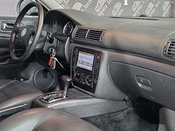 Volkswagen Passat, 2005г, передний привод, автомат