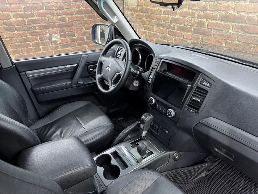 Mitsubishi Pajero, 2012г., полный привод, автомат