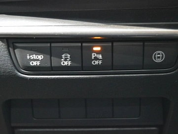 Mazda 3, 2019г, передний привод, автомат