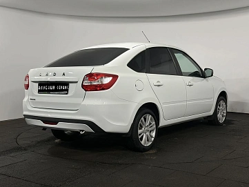 Lada (ВАЗ) Granta, 2022г, передний привод, механика