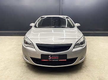 Opel Astra, 2013г, передний привод, автомат