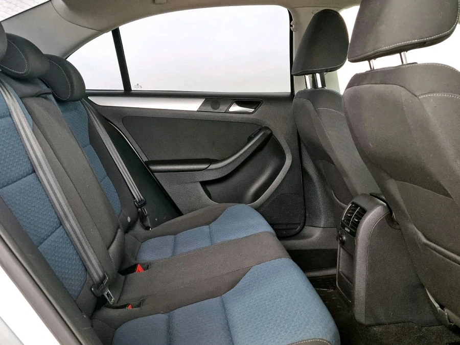 Volkswagen Jetta, 2013г., передний привод, робот