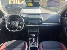 Skoda Karoq, 2022г, передний привод, робот