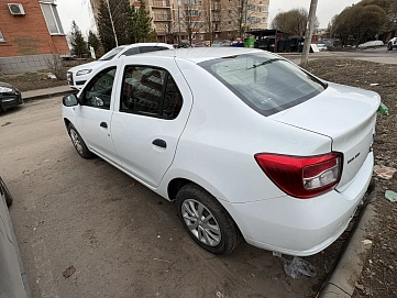 Renault Logan, 2018г., передний привод, робот