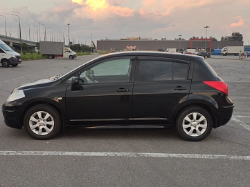 Nissan Tiida, 2011г, передний привод, механика