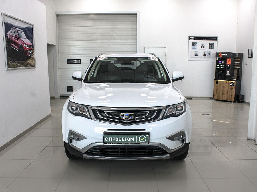 Geely Atlas, 2021г., передний привод, автомат